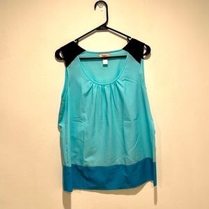LOFT Scoop Neck Sleeveless Blouse
